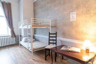Хостелы Imaginary Hostel Таллин Кровать в общем 6-местном номере для женщин-3