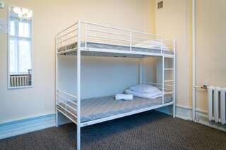 Хостелы Imaginary Hostel Таллин Кровать в общем номере для женщин с 4 кроватями-5