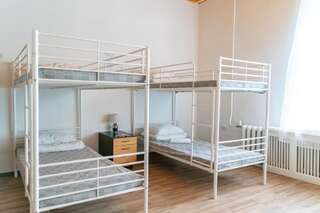 Хостелы Imaginary Hostel Таллин Спальное место в общем номере для мужчин и женщин с 12 кроватями-2